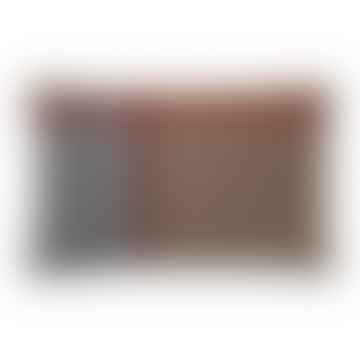 Manhattan Kissenbedeckung 40x60 cm in Terrakotta/rotem Magma in 50% Alpaka & 40% Schafwolle