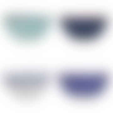 Set von vier gemusterten blauen Schalen