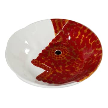 Plato de pescado de cerámica hecho a mano