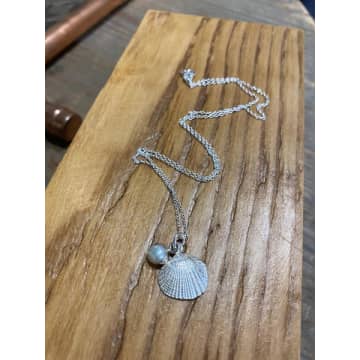 Silver Shell With Pearl Necklace