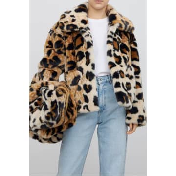 Traci Cropped Faux Fur Coat In Leopard