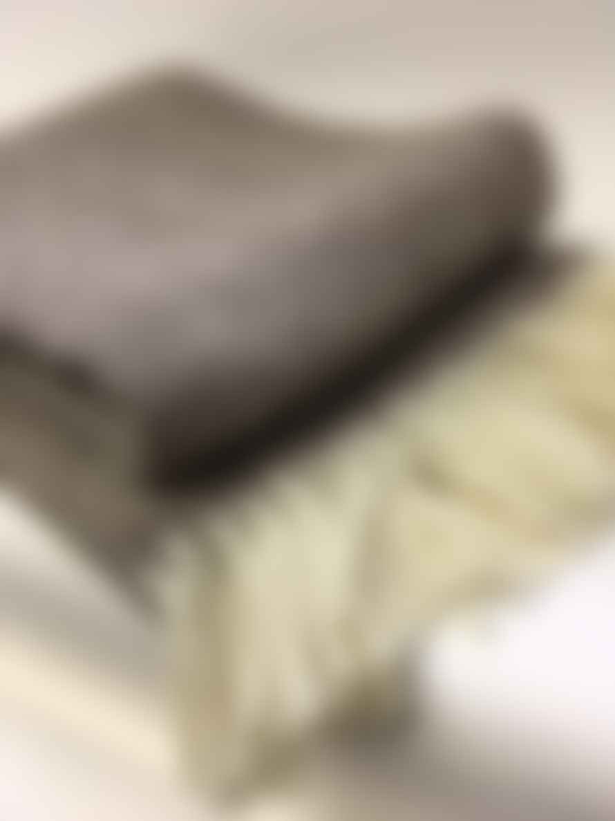 D&T Design Blanket Wool Herringbone Sand/Beige FB 26