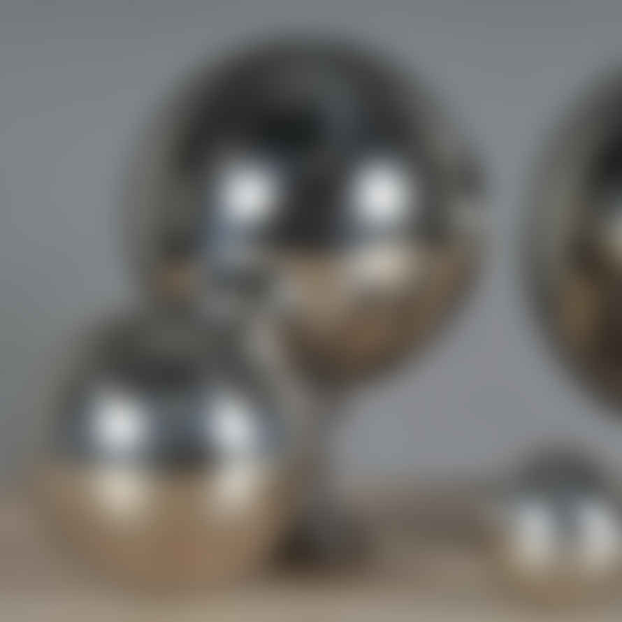 Atelier C&S Davoy Set of 5 chrome plated balls in different sizes
