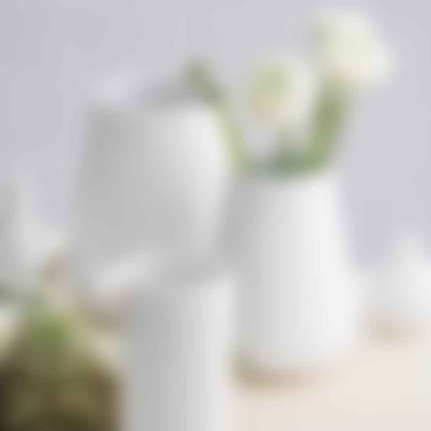 Räder White Porcelain Poetry Vase - Plant 