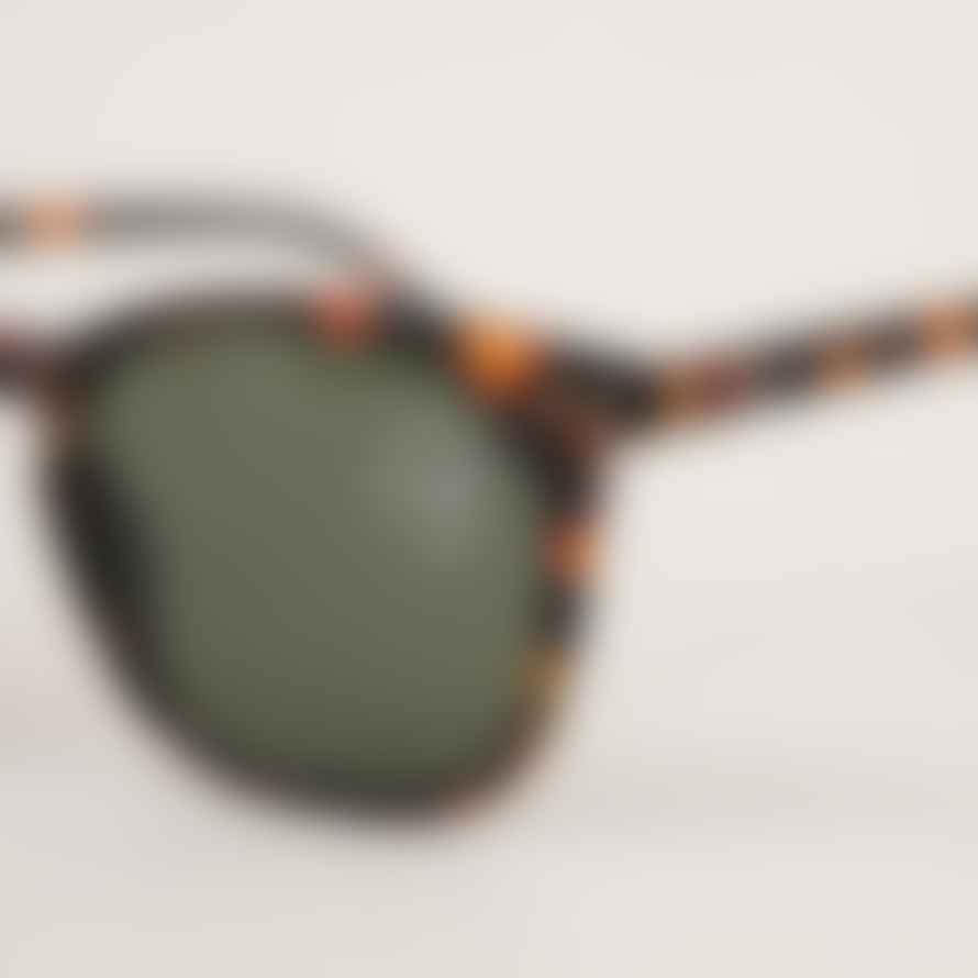 IZIPIZI #E The Trapeze Square Style Sunglasses with Green Lenses in Tortoise Brown