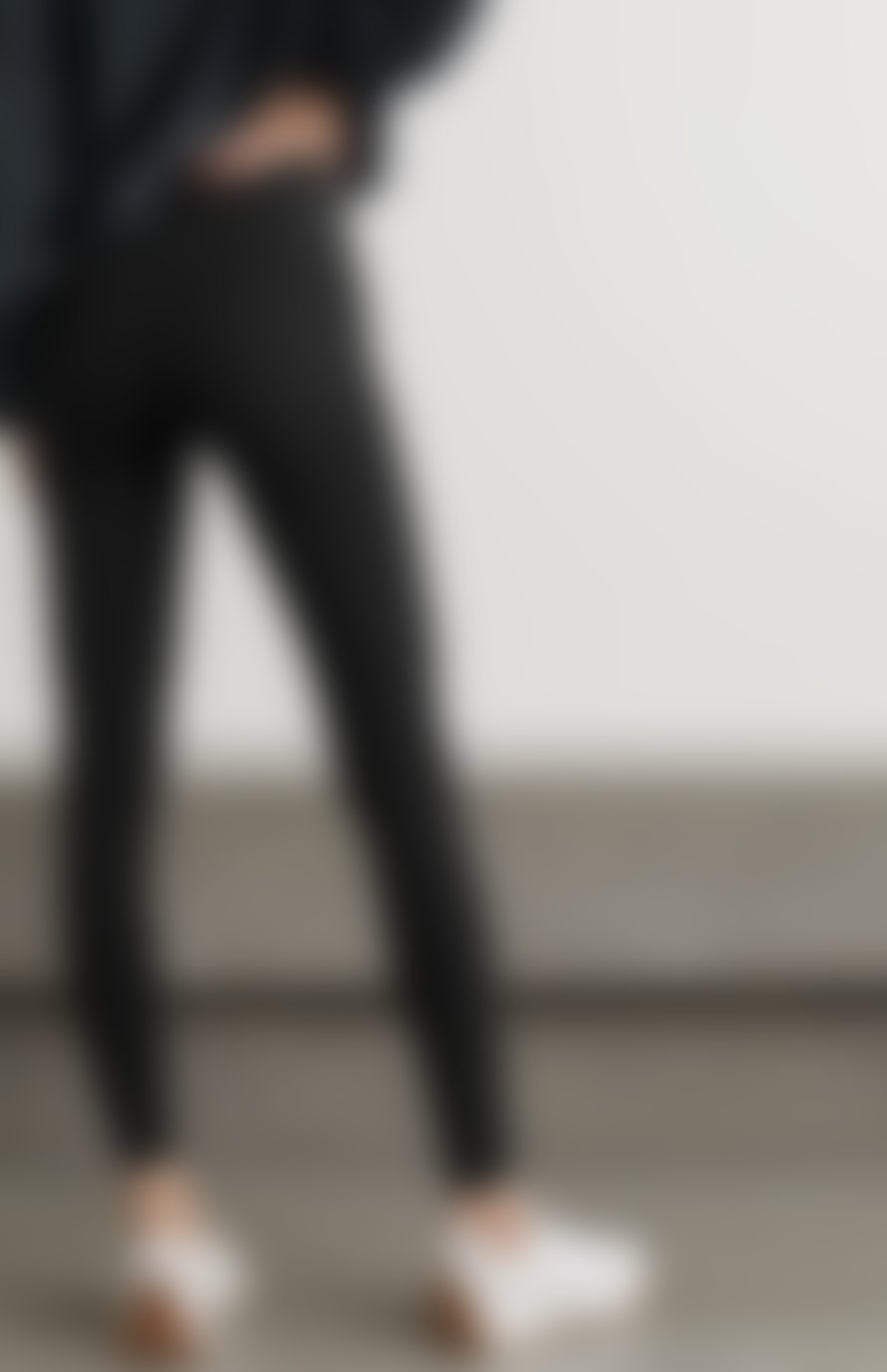 Girlfriend Collective Float Seamless High-rise Legging - Black