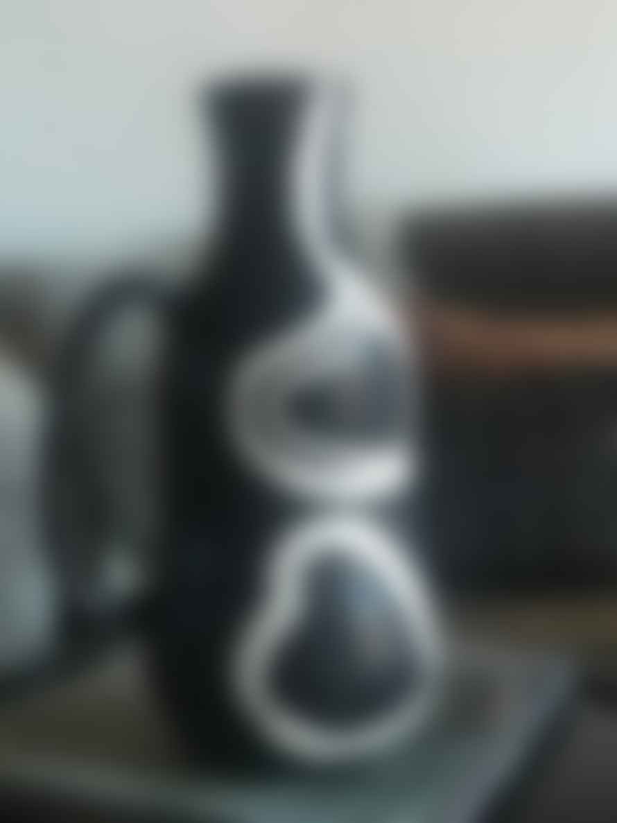 Maitri Black And White Vase With Handle
