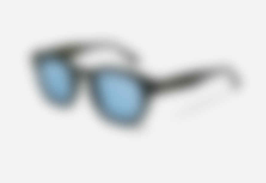 MESSYWEEKEND Bille Sunglasses | Black