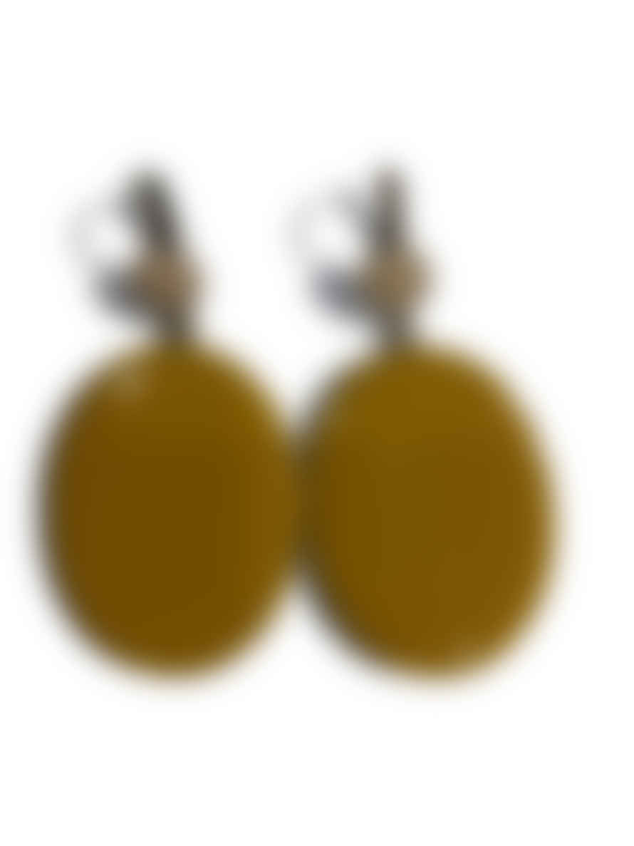 Unique orecchini ovali con marachella smaltata 