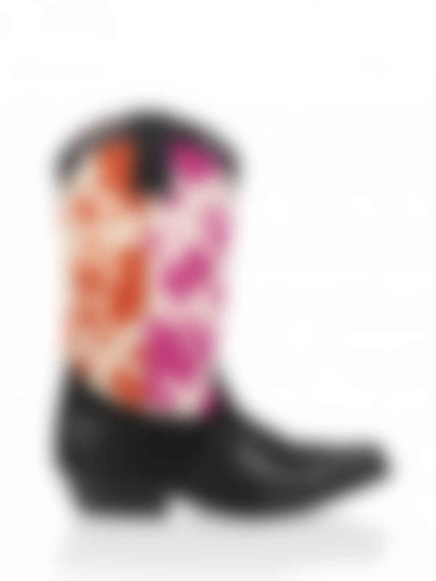 DWRS | Cowboy Boot Dolly ( X Ramijntje) - Black & Fuchsia