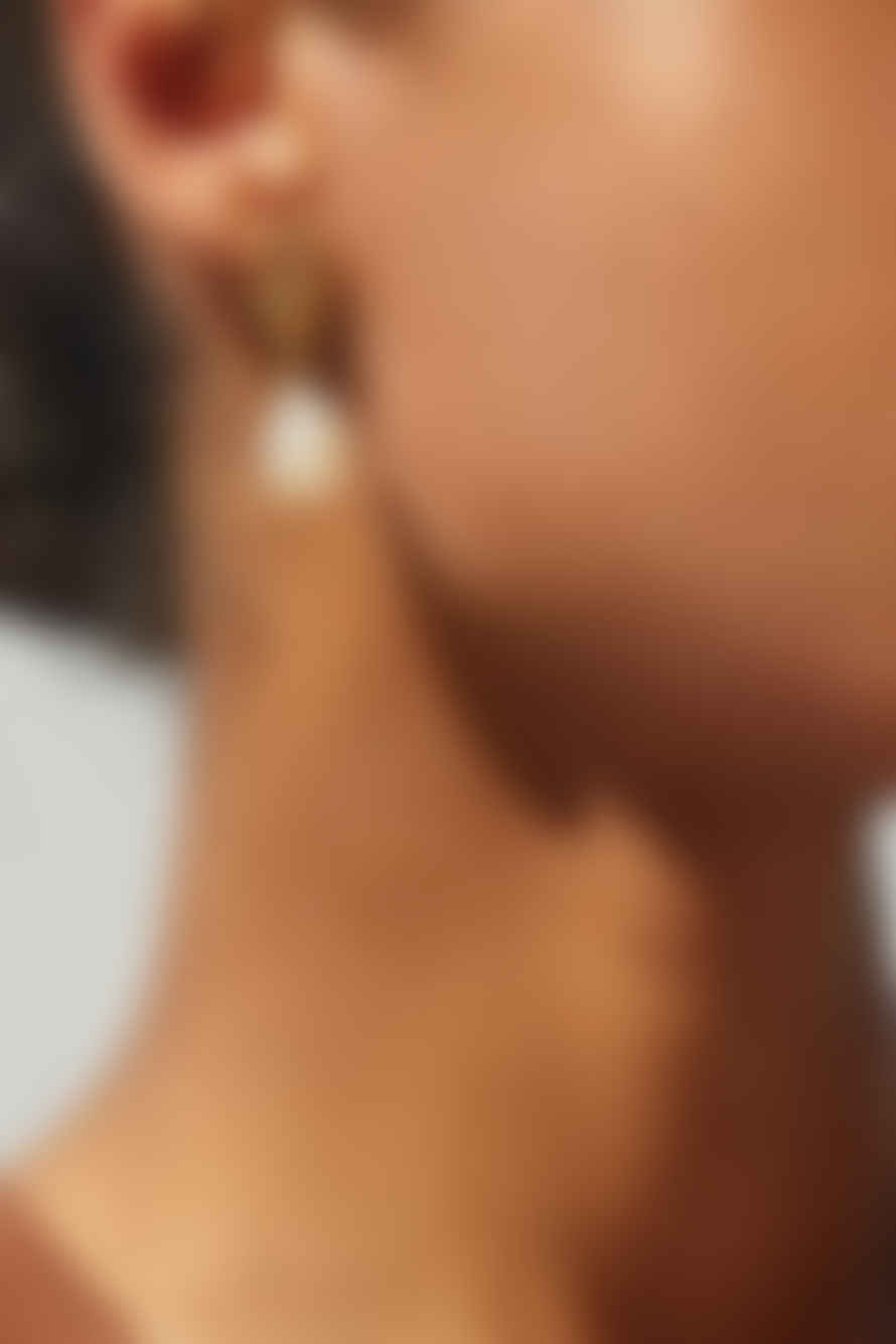 Shyla Chunky Knot Pearl Earrings