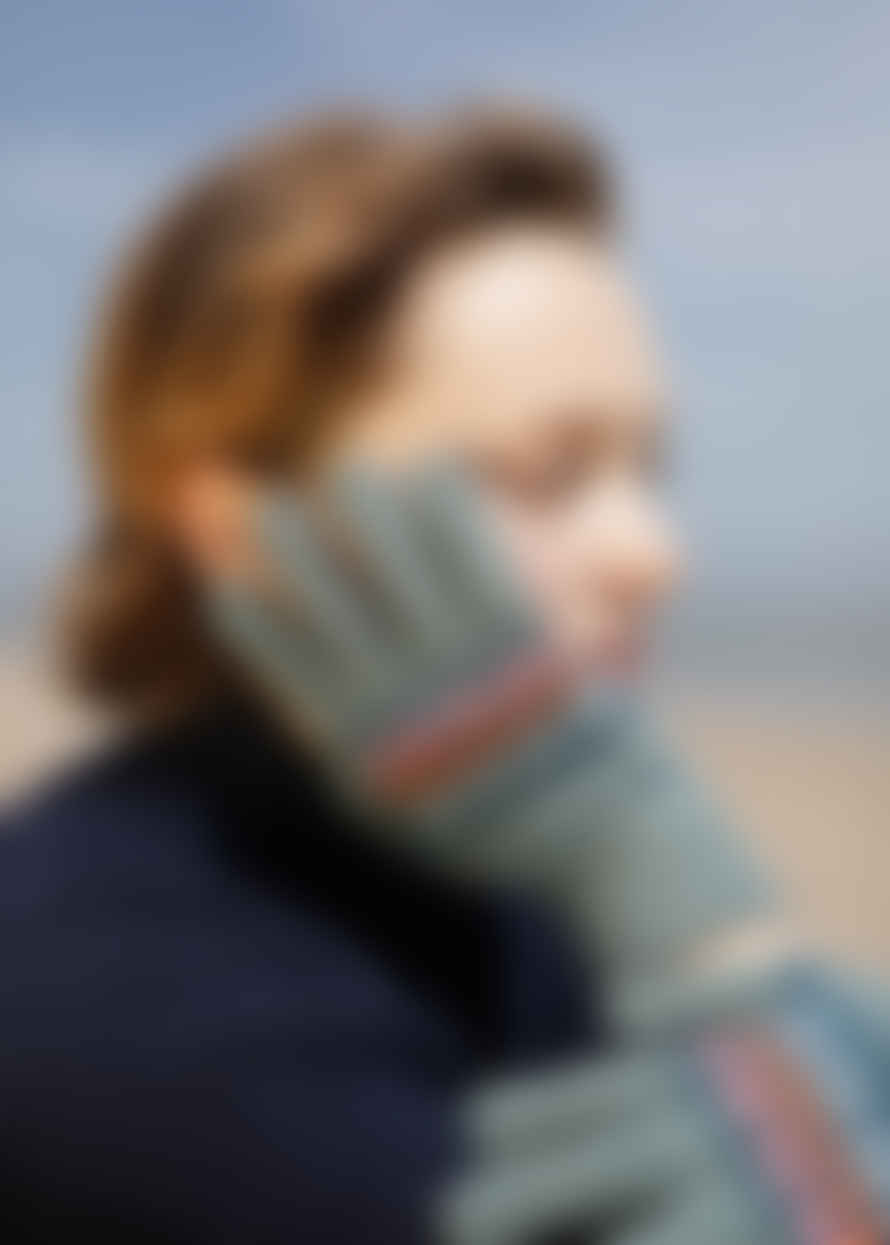 Quinton-Chadwick Block Stripe Gloves In Coastal By