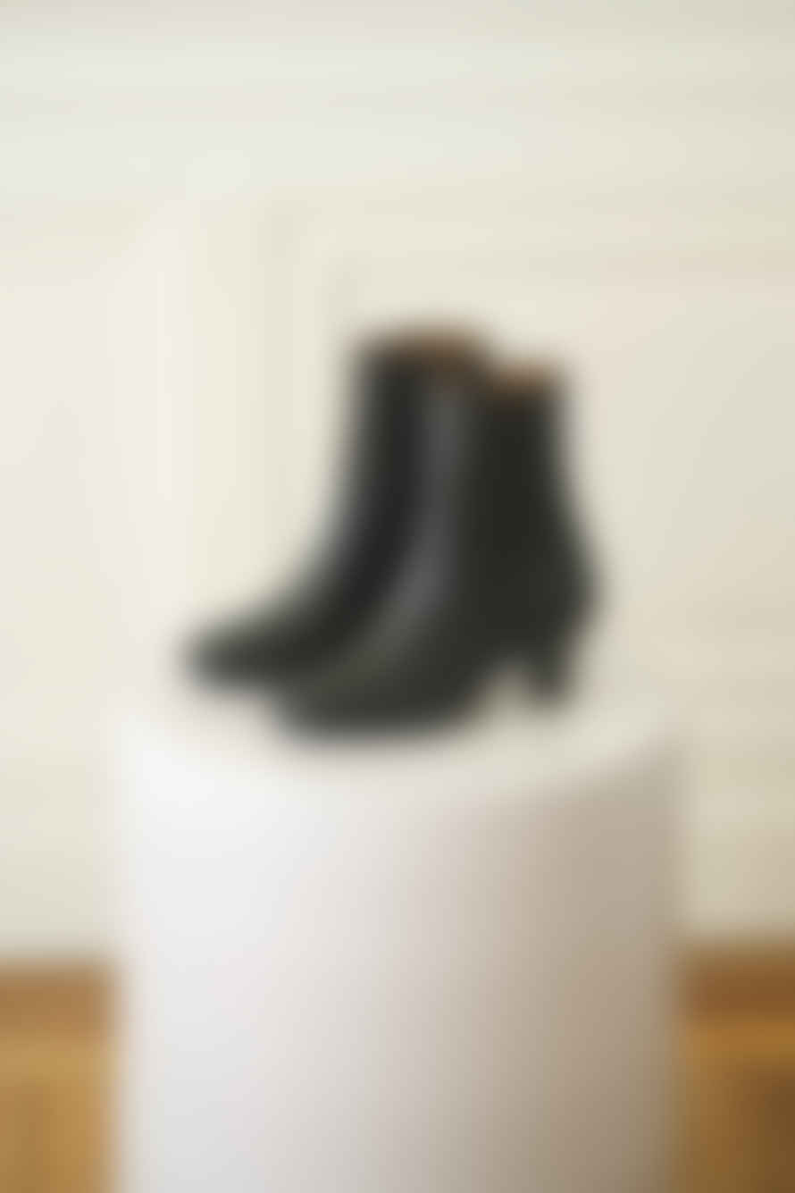 Anne Thomas Olga Boots Calf Black