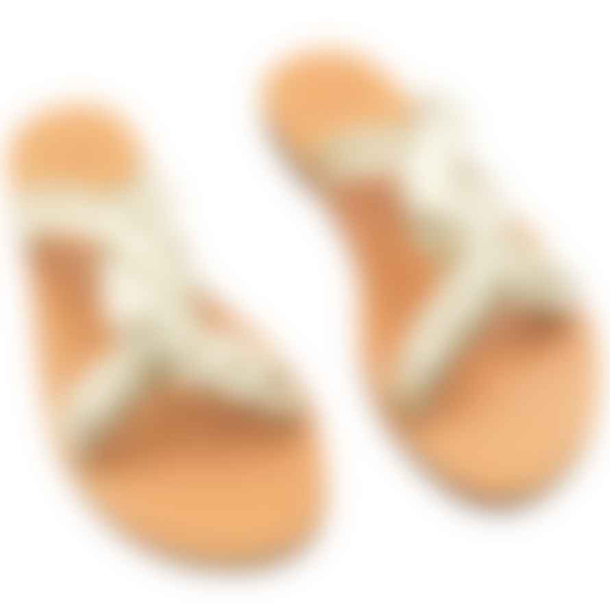 ZōES Platimum Friplaska Sandals