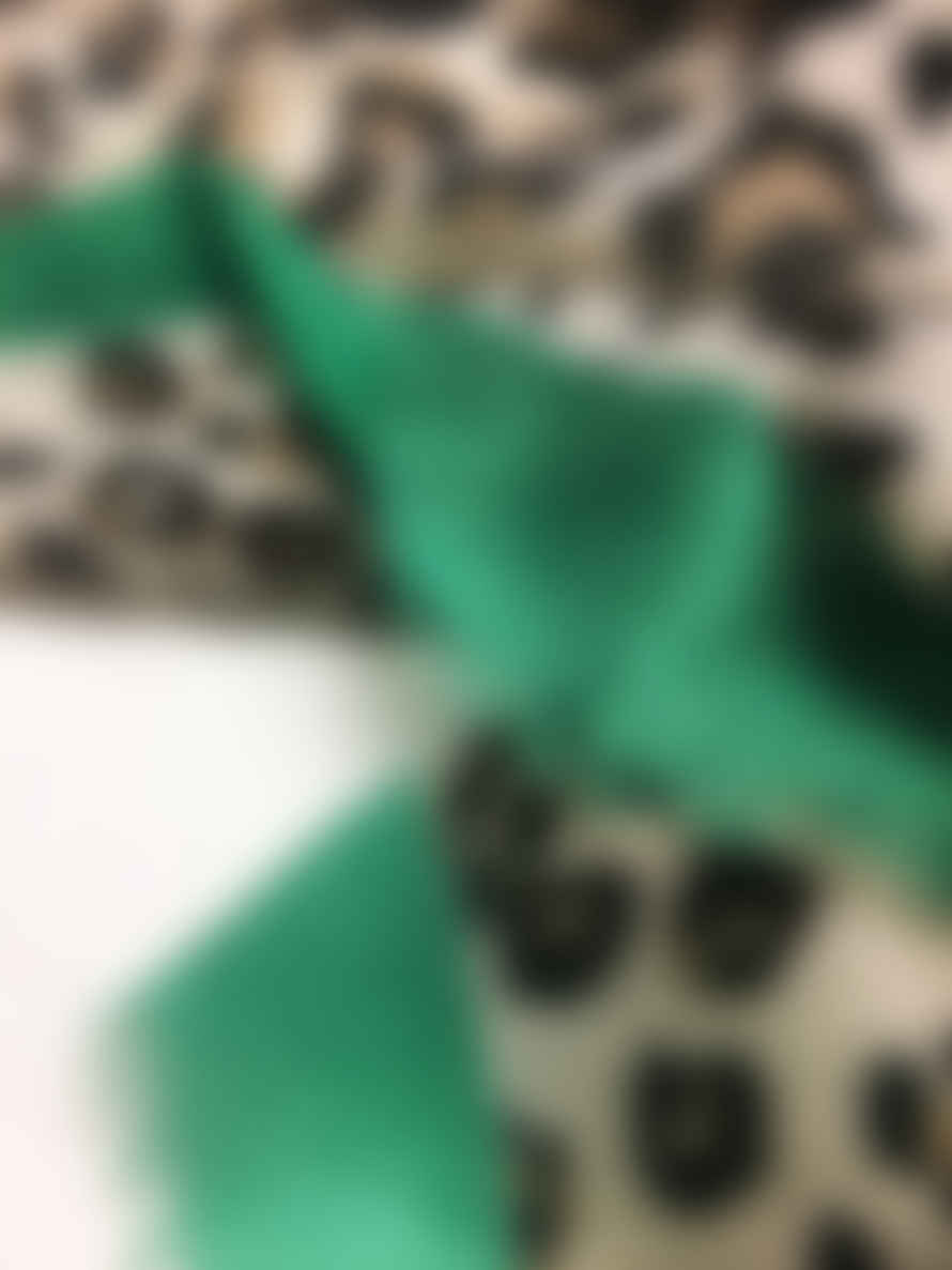 Pure Fashions Pañuelo 'leopardo' Verde - 185x90 Cm
