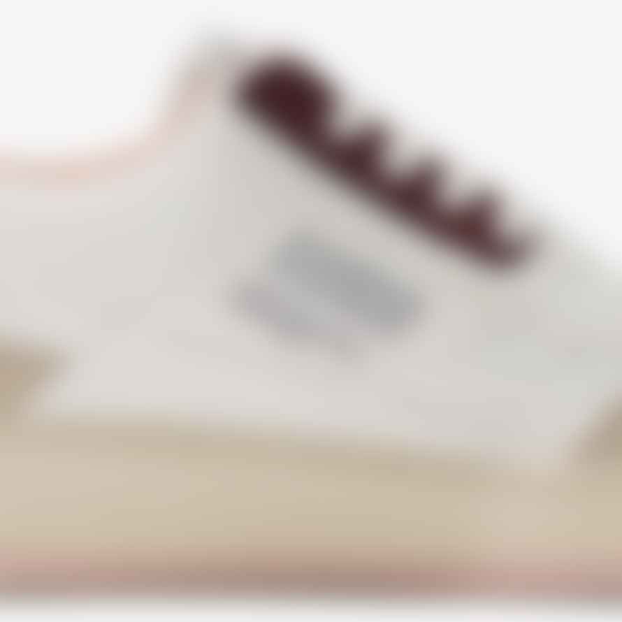 MoEa Gen1 White - Burgundy Trainer