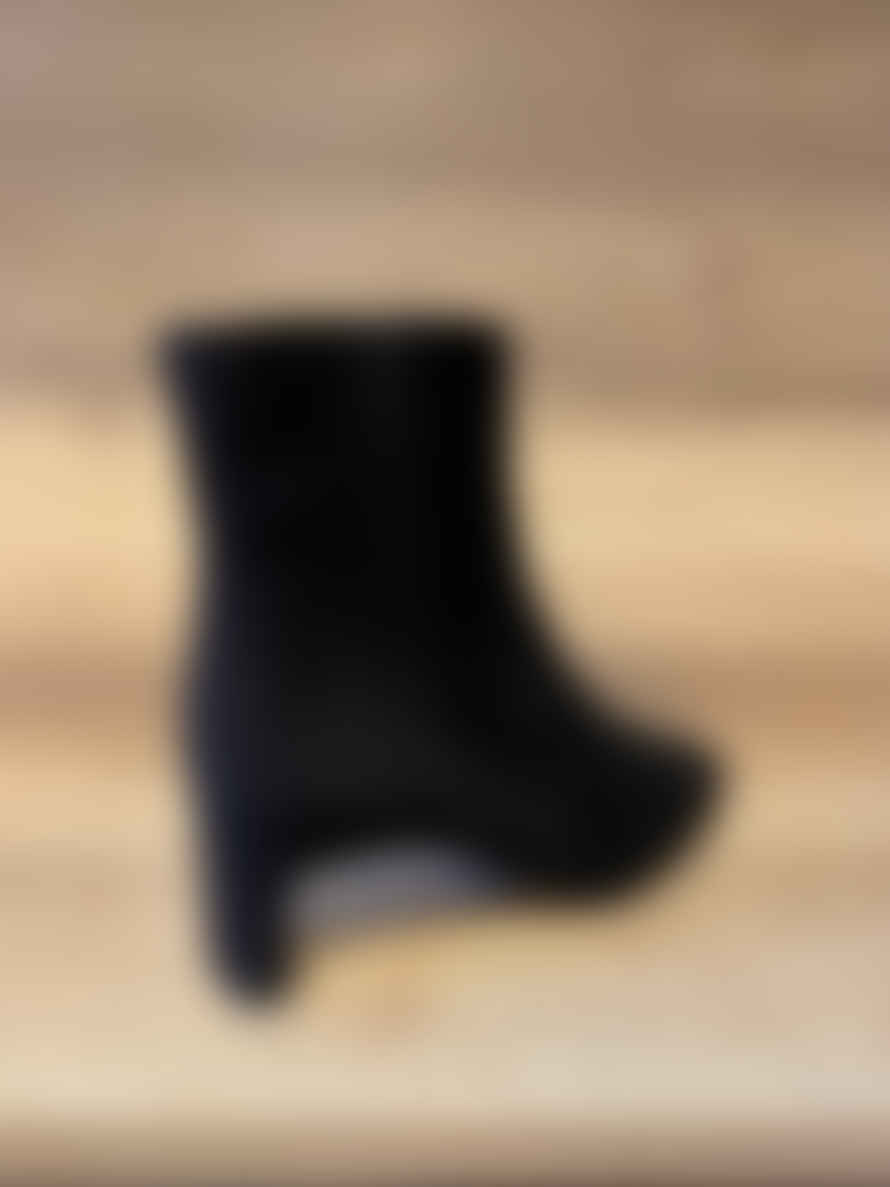 UNISA Lister Boots Black