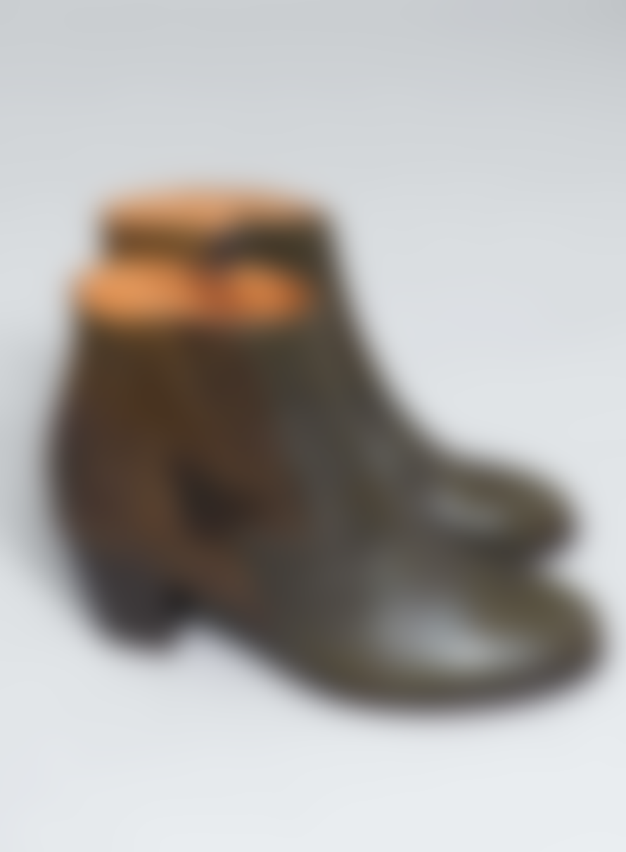Esska Mash Heeled Boots In Khaki From