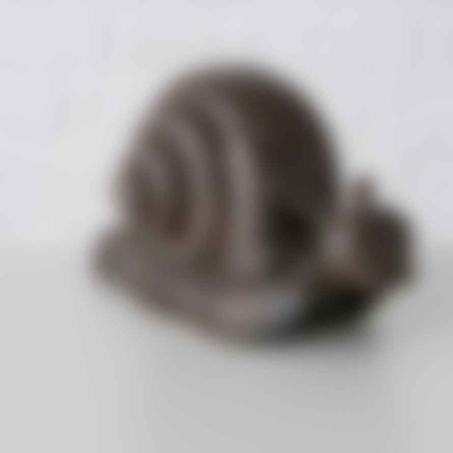 &Quirky Cast Iron Snail Ornament