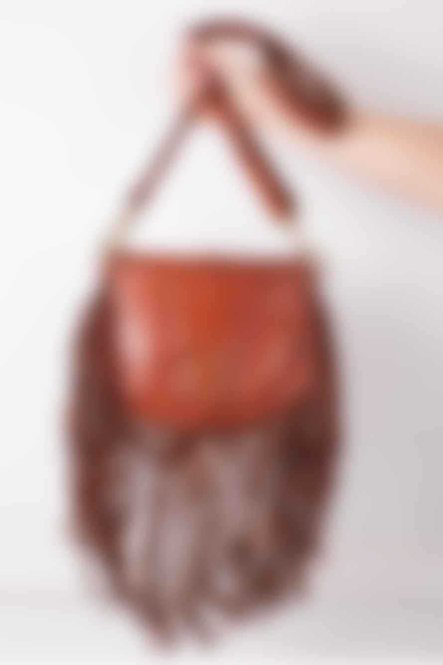 Campomaggi Crossbody Bag Cowhide With Fringe In Cognac