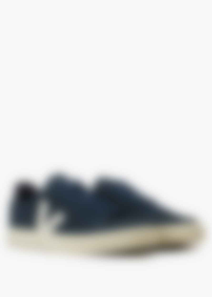 Veja Mens Campo Trainers In Navy