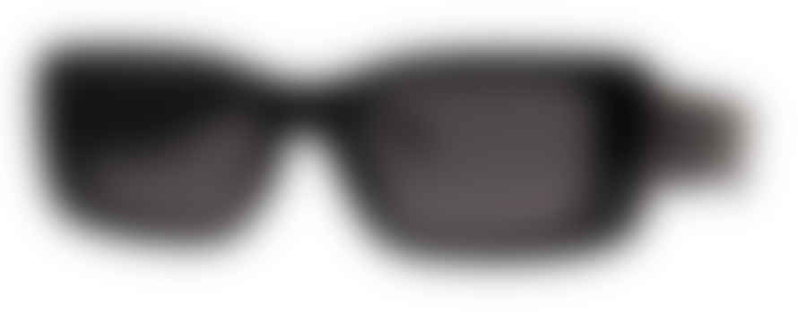 AJ MORGAN Cinematic Black Sunglasses