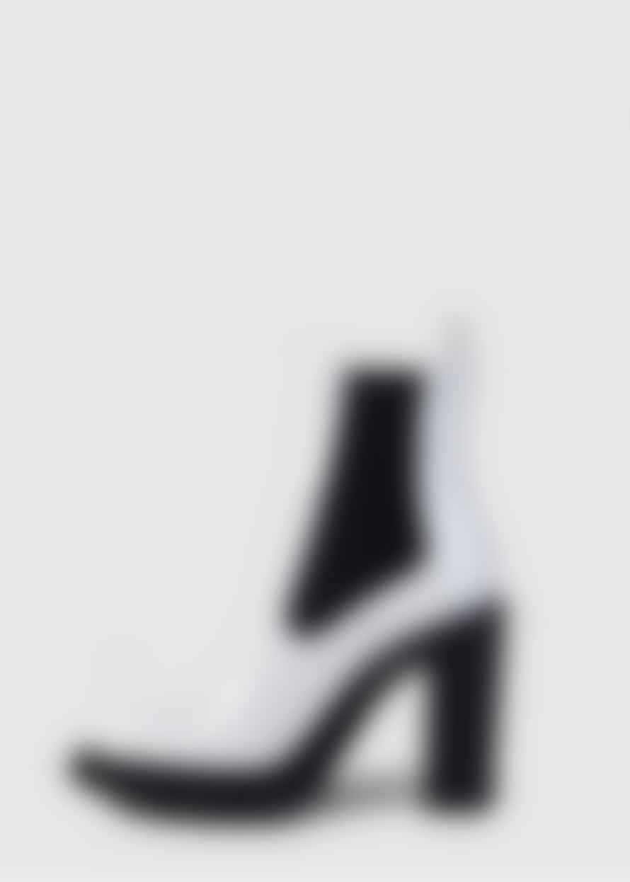 Alexander McQueen  Women's Tread Heeled Ankle Boots In White
