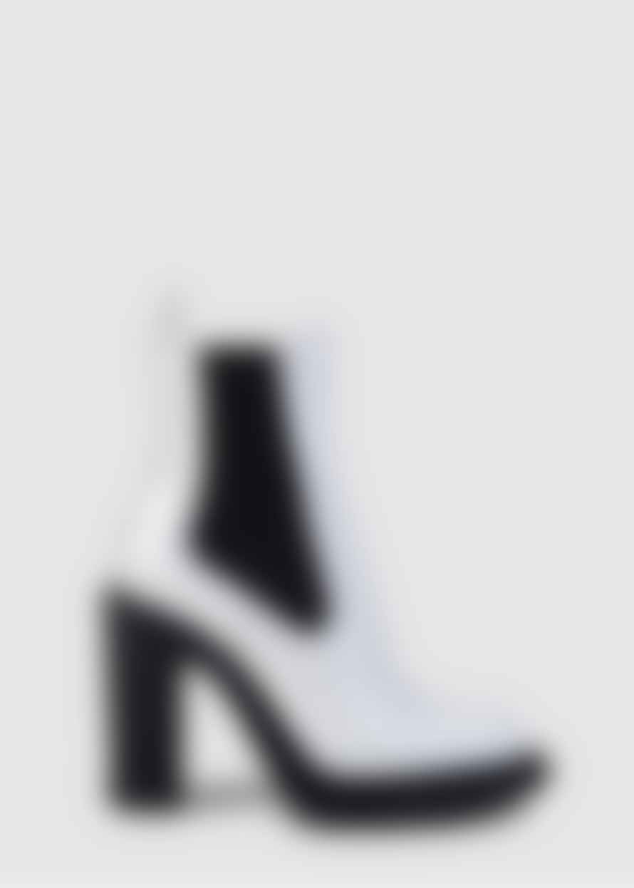 Alexander McQueen  Women's Tread Heeled Ankle Boots In White