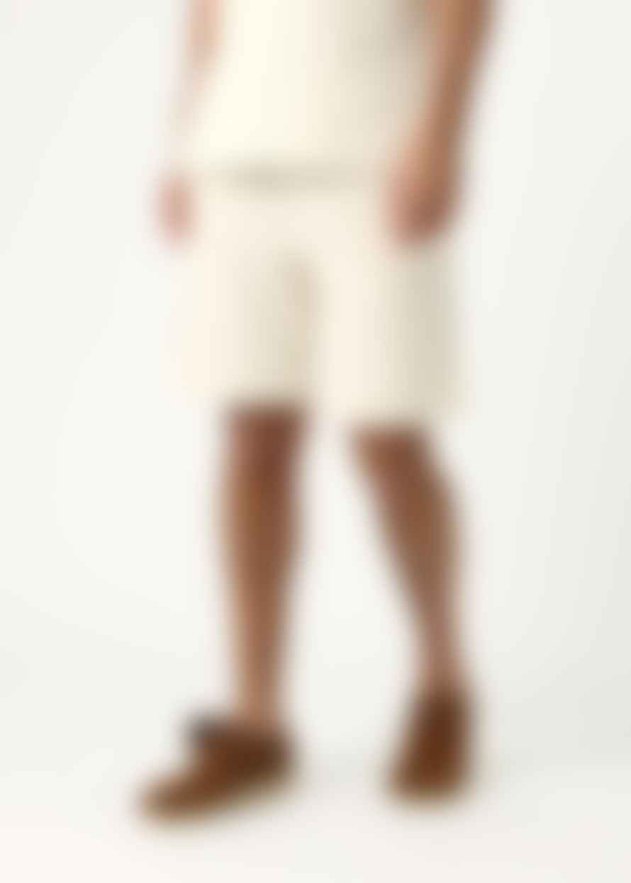 Che Mens Dapper Boucle Shorts In Ivory