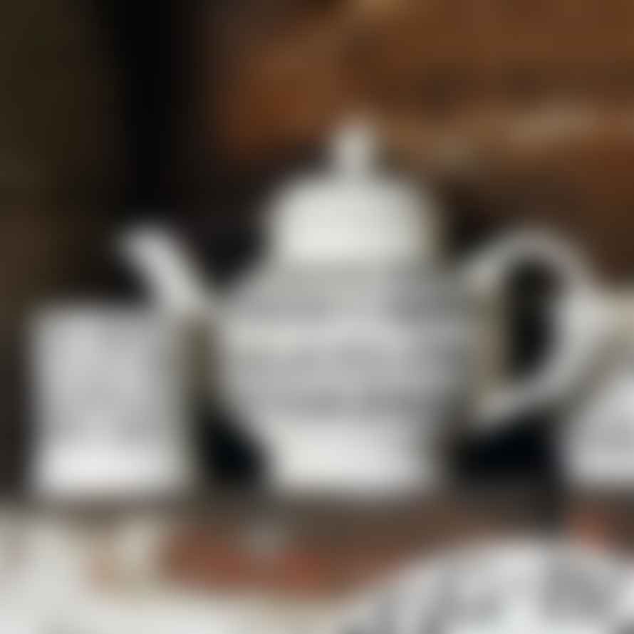 Emma Bridgewater 1600ml Black Toast All Over 4 Mug Teapot