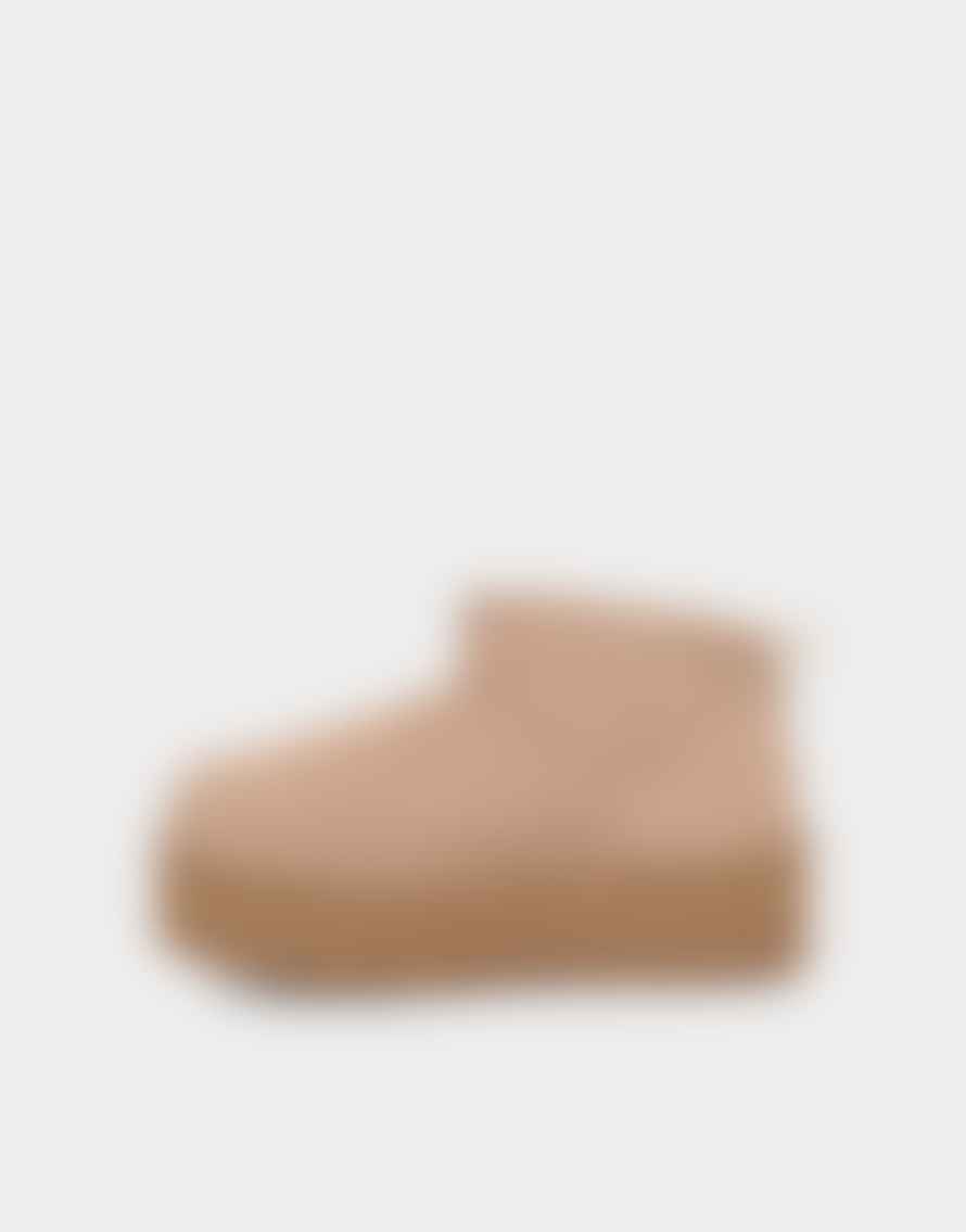 UGG Classic Ultra Mini Platform Boots Size: 7, Col: Chestnut