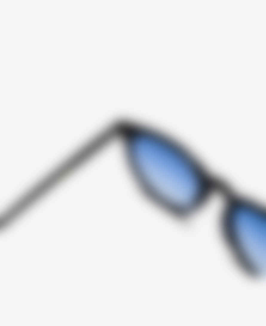 MESSYWEEKEND | New Depp Sunglasses | Black/gradient Blue