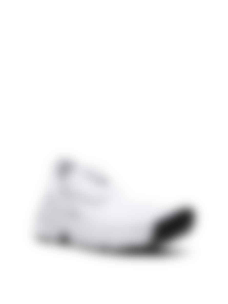 Nike White and Black Go Flyease Sneakers