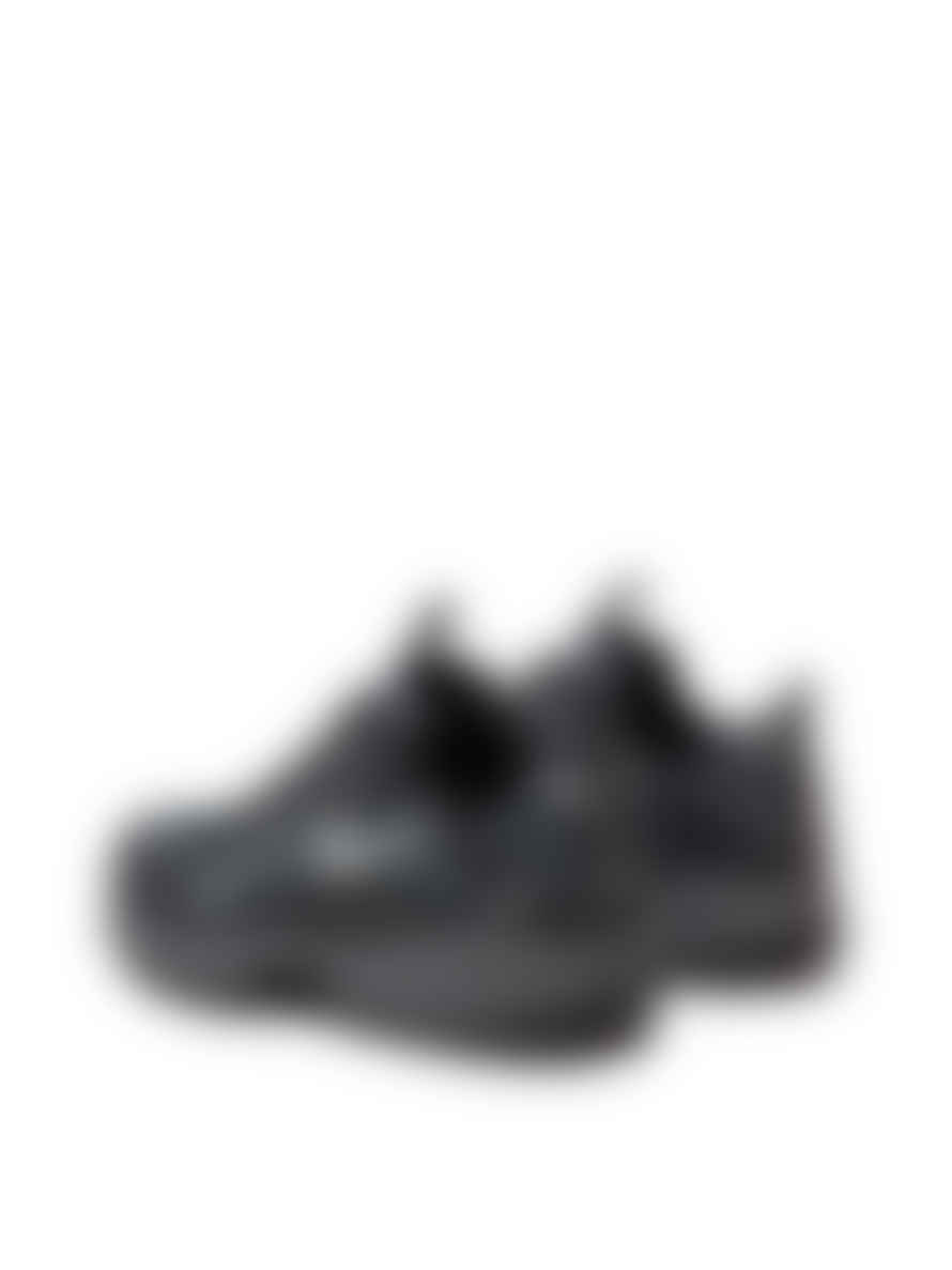 Nike Black Air Humara QS Sneakers