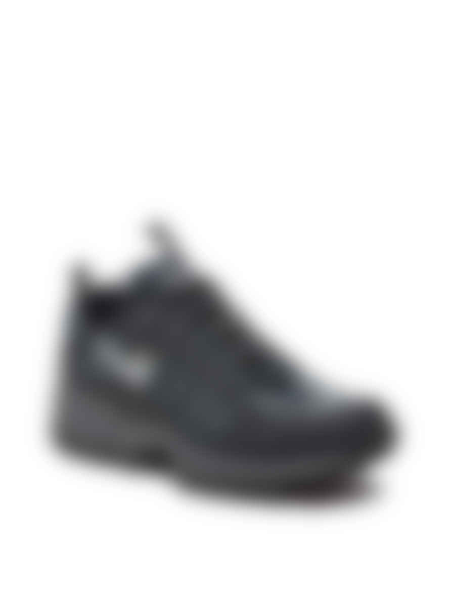 Nike Black Air Humara QS Sneakers