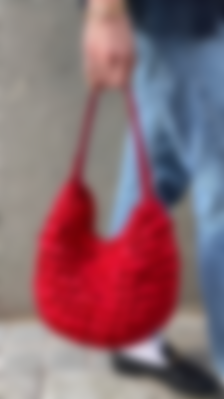 Isla De Gar Oyster Handbag In Lipstick Red