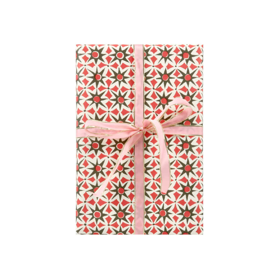 Cambridge Imprint 10 Sheets of Alhambra Green & Red Gift Wrap Paper 