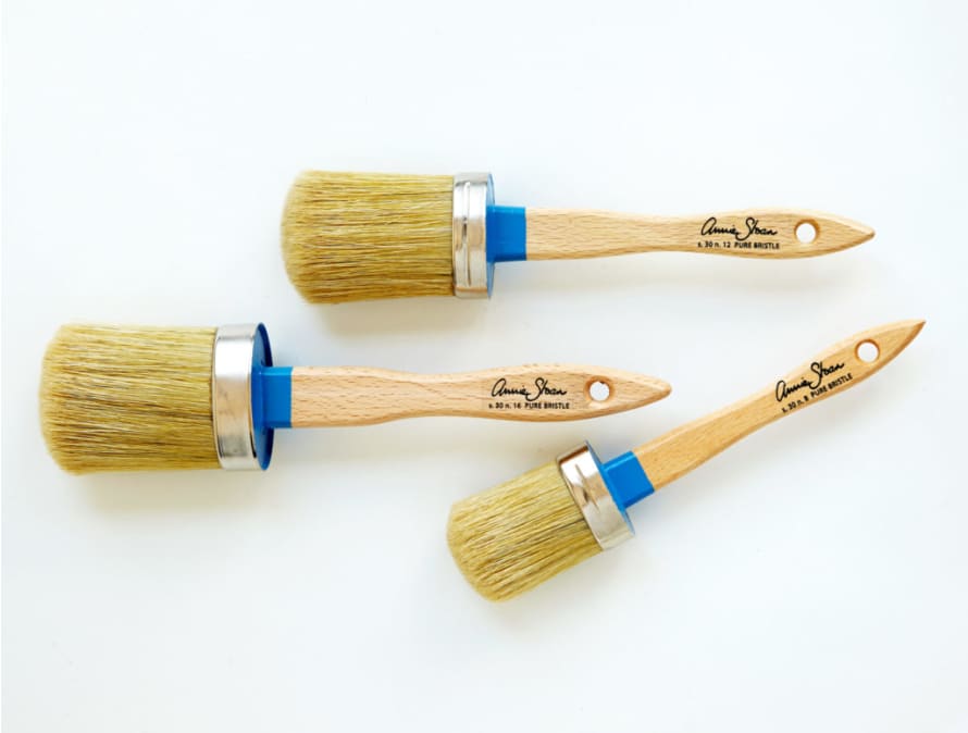 Annie Sloan Medium Chalk Paint Brush