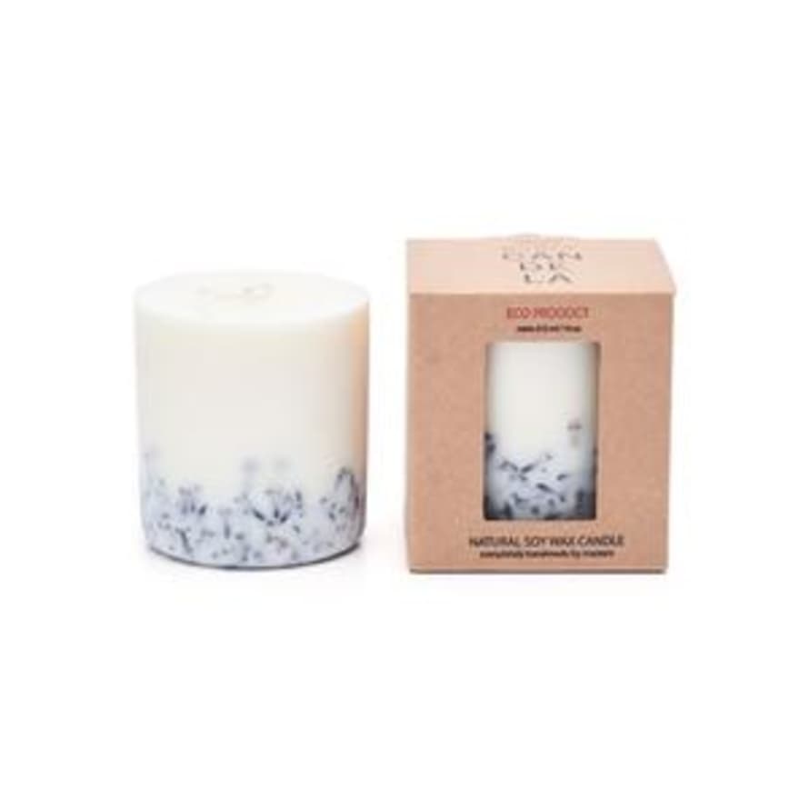 The Munio Cloves Soy Wax Candle