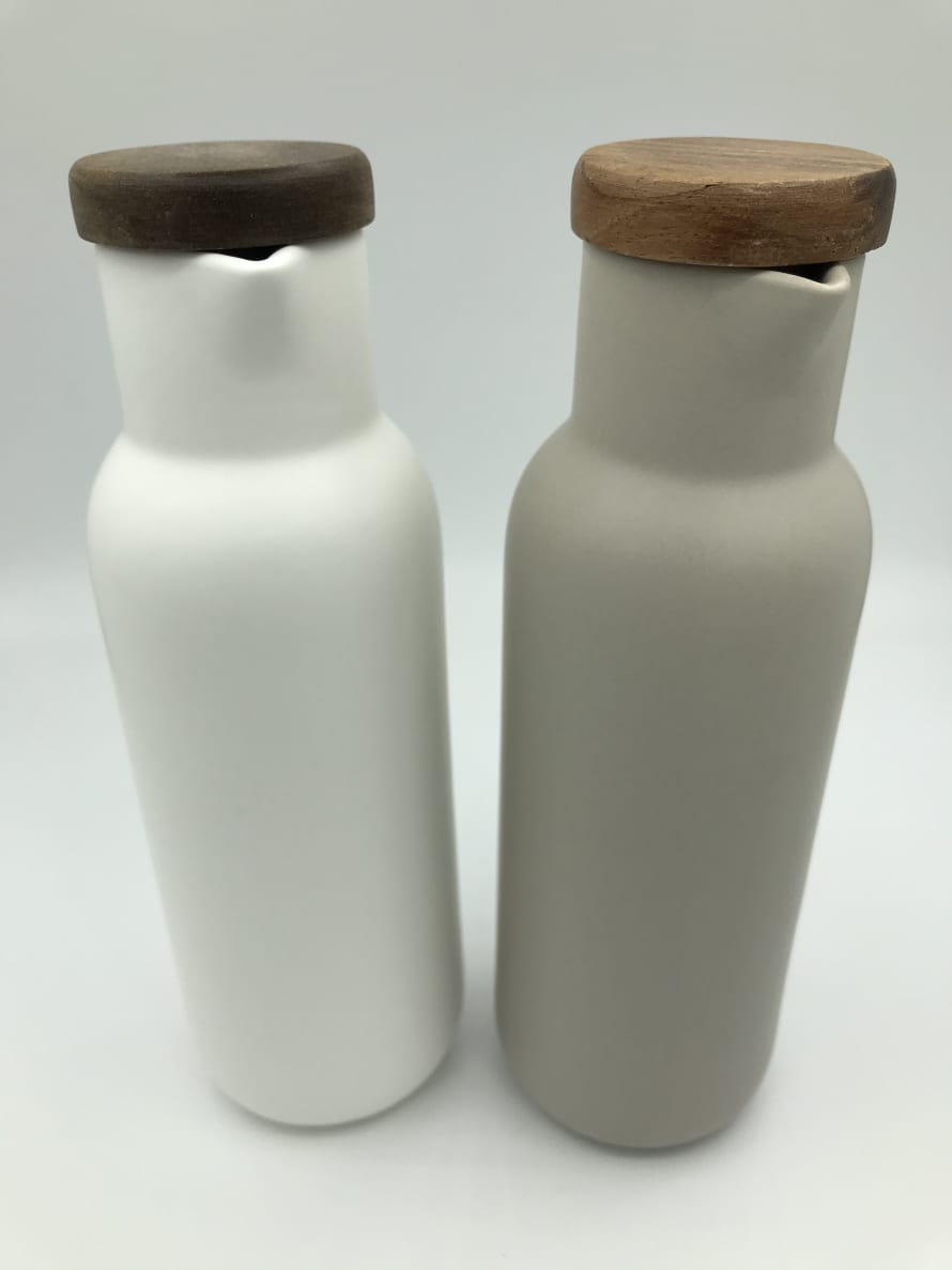 Ladelle Oil and Vinegar Bottle Set in Stone and White