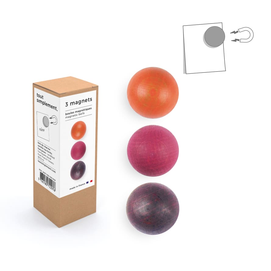Tout Simplement  Set of 3 Red Wooden Balls Magnets