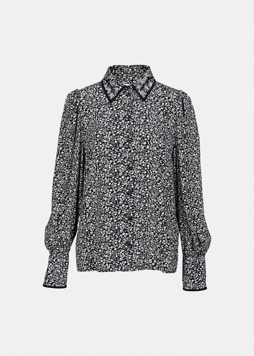 Essentiel Antwerp Wost Puffy Sleeve Shirt in Black