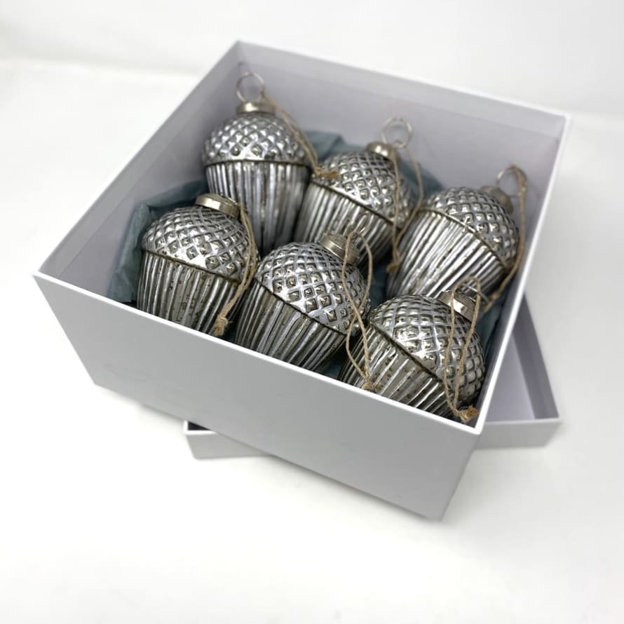 Grand Illusions SET OF SIX SILVER GLASS ACORN BAUBLES GIFT SET
