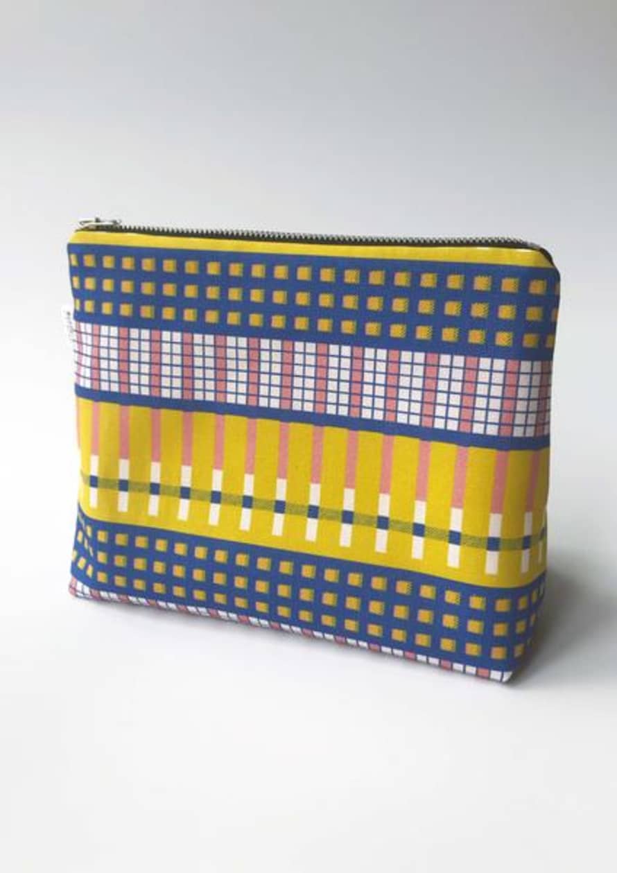Millie Rothera Flat Base Pouch In Unite Print