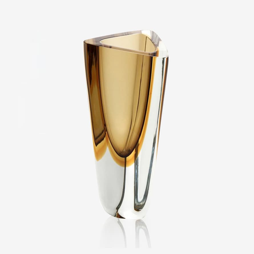 Cá d’Oro Minimalistic Glass Vase Triangle 3 Fume-Ambar