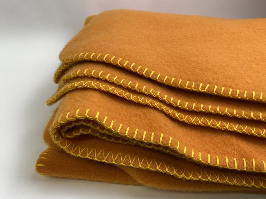 D&T Design Blanket Merinowool orange FB 17
