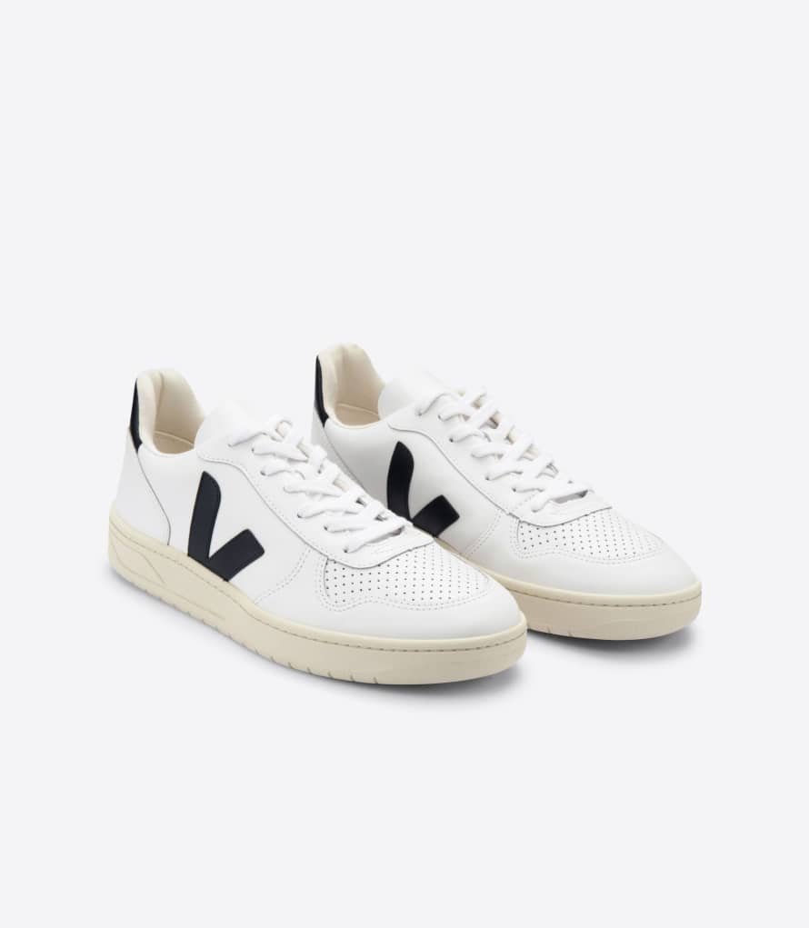 Trouva: V 10 Leather Sneakers Extra White Black