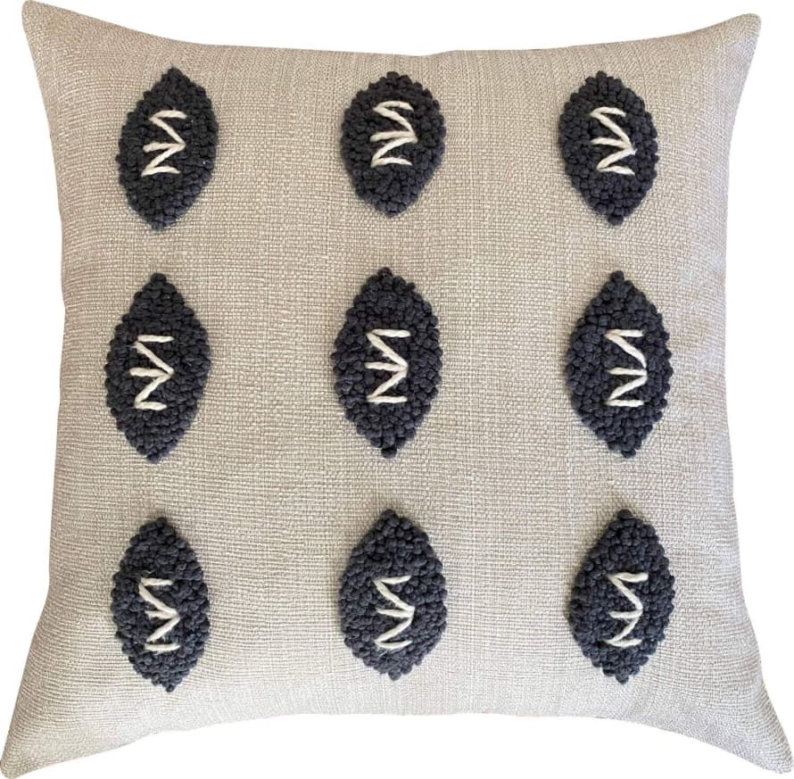 botanicalboysuk Needle Cushion Zulu Pattern 2
