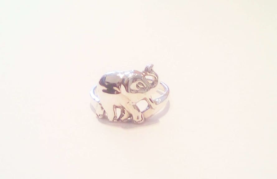 Urbiana Premium Silver Single Elephant Ring