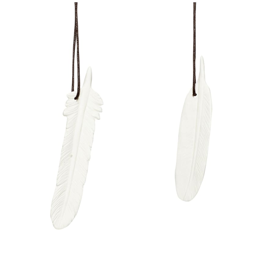 Hubsch White Porcelain Feather Ornament Set of 4